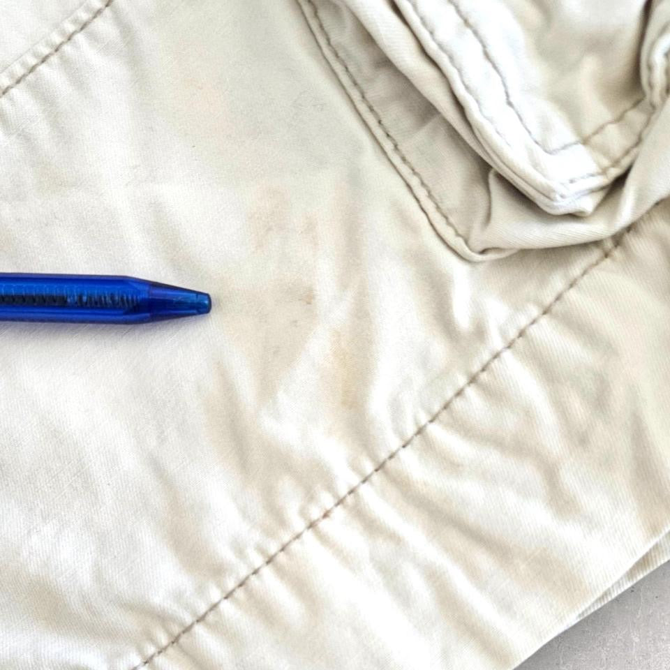 Levi's white cargo shorts W36 vintage streetwear        