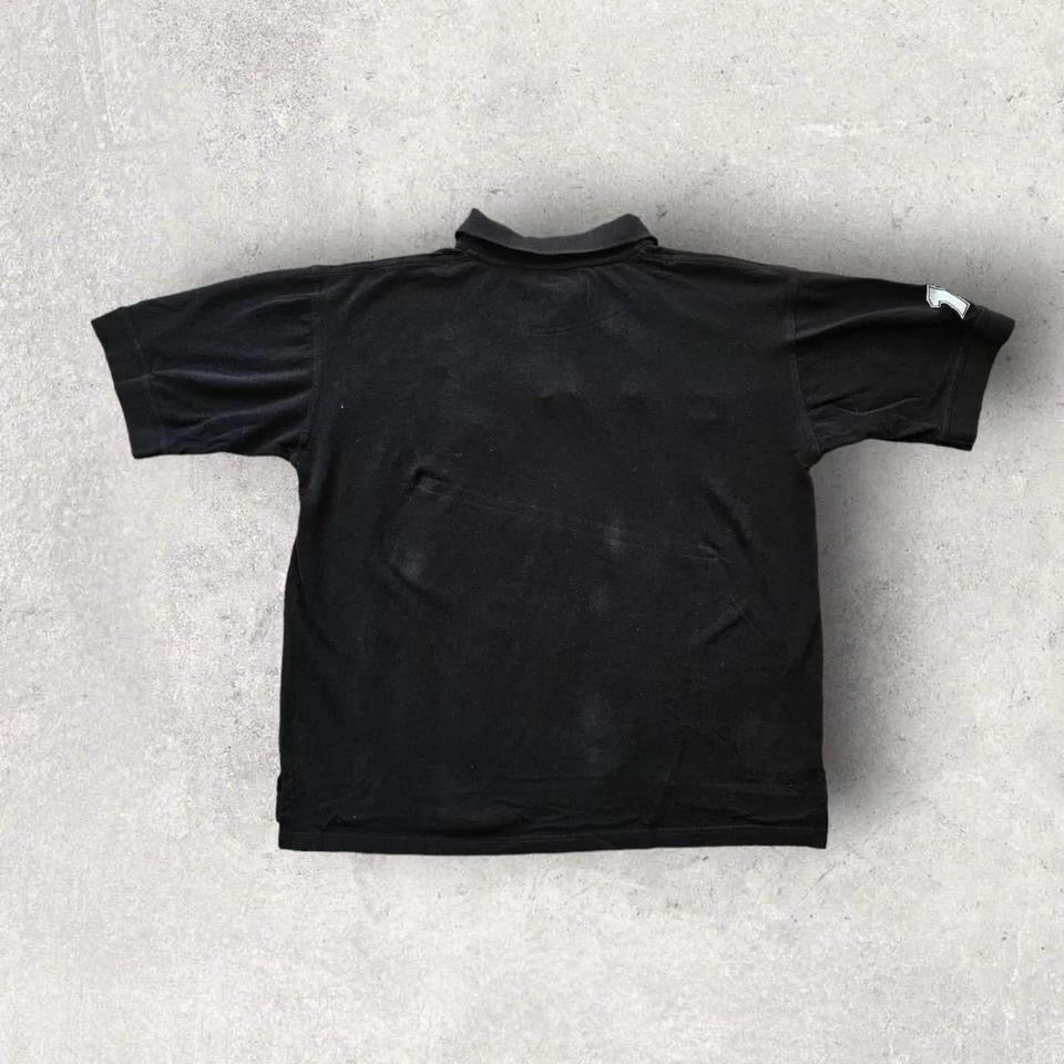 Nascar Black Polo Tee - L, חולצת פולו שחורה עם שני לוגואים רקומים