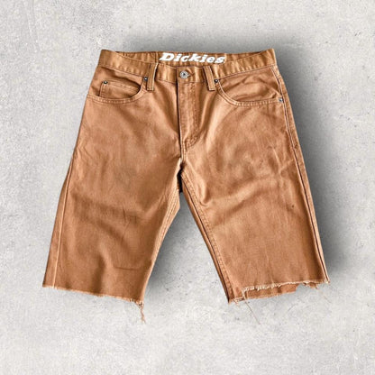 Dickies Brown Short Jeans - W30, Waist 80cm, Length 55cm, 8.5/10 Condition.          Ask ChatGPT