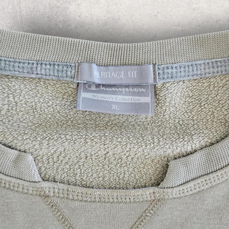 Champion Cream Long Sleeve Tee - Large חולצת שרוול ארוך קרם של Champion, מידה L