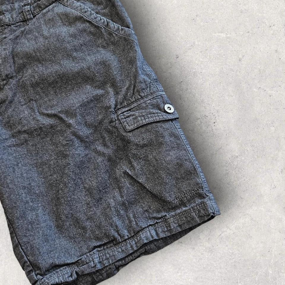 Guess Cargo Shorts - W36