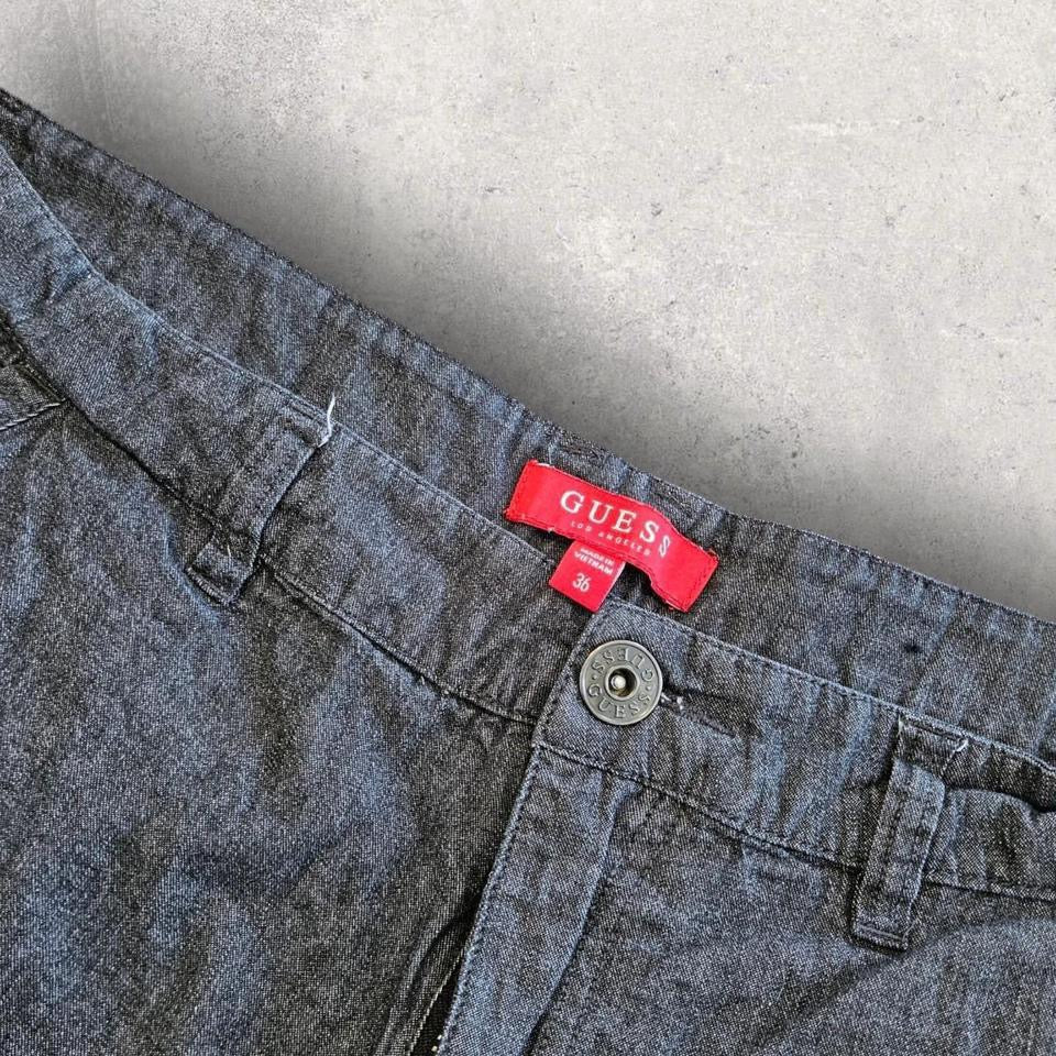 Guess Cargo Shorts - W36