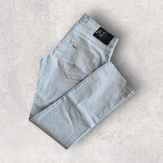 Armani grey jeans size 36 in perfect condition