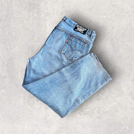 Blue Levi’s Double Knee Jeans