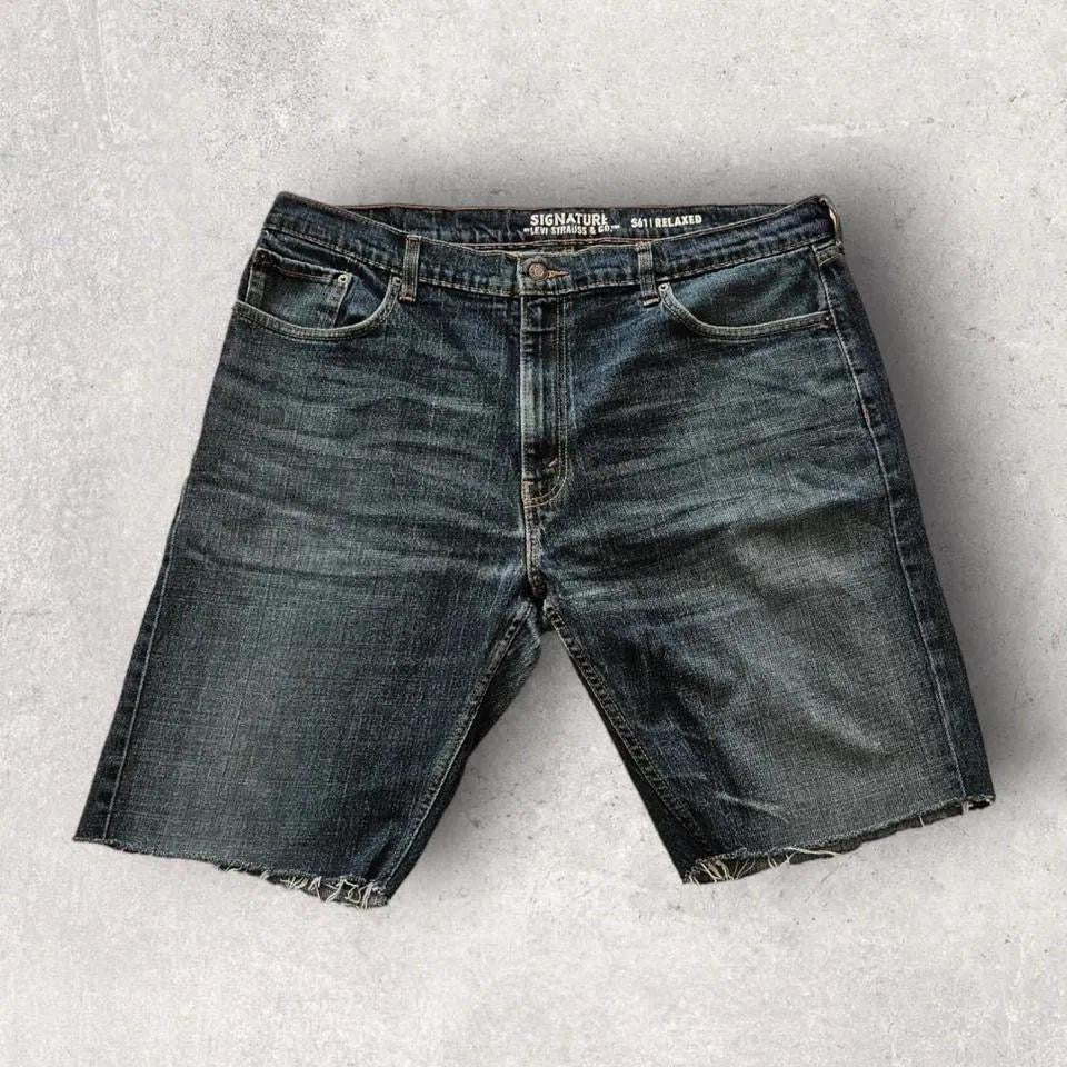 Signature Levi’s Strauss Navy Jeans – W40 בגזרת רילקס