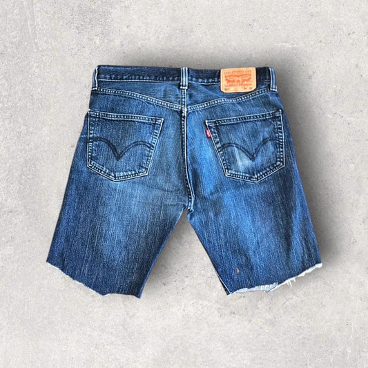 Levi’s 501 Navy Jeans - W34 במצב טוב עם כתמי צבע קלים