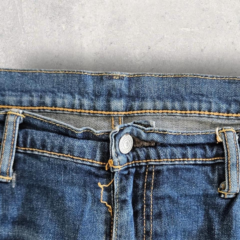 Levi’s 502 Navy Jeans - 38x32
