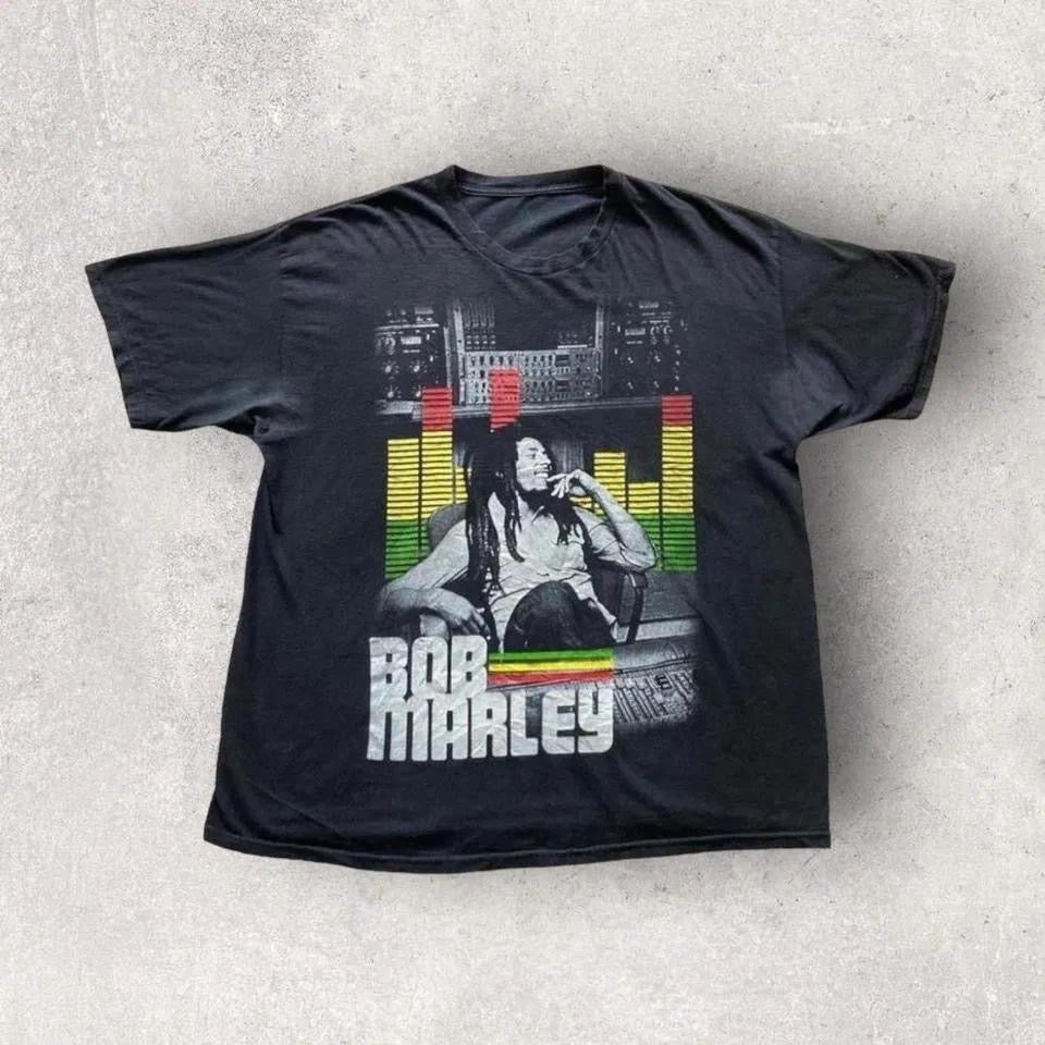 Official Bob Marley T-shirt - XLarge