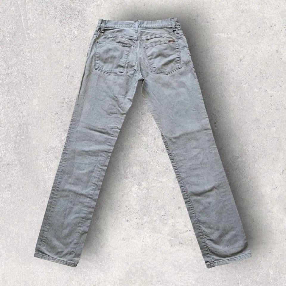 Vintage Carhartt jeans 31x32 with paint stains and worn front