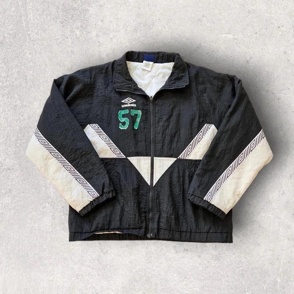 Vintage Umbro jacket size L oversize fit scratched back