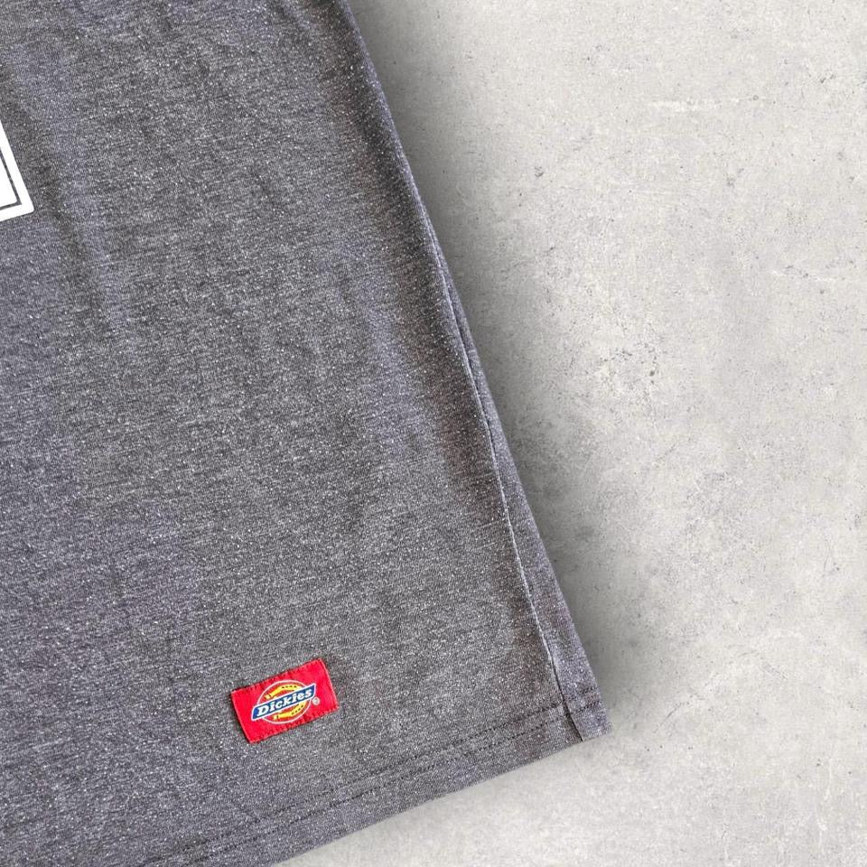Dickies Football Style T-shirt - Large חולצת פוטבול של דיקיז מידה L לגבר