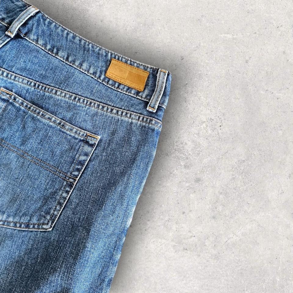 Vintage Woman's Tommy Hilfiger Short Jeans 