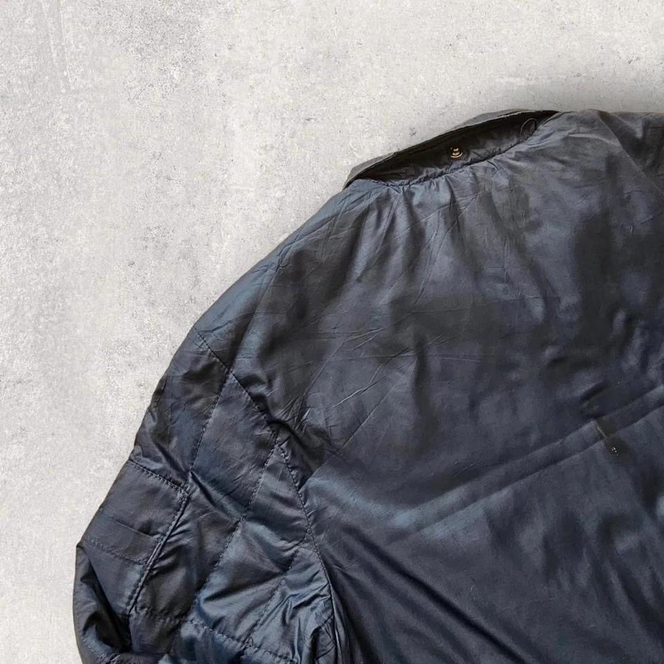 Y2K Nike Nylon Puffer Coat - Medium מעיל פוך ניילון של נייק בסגנון Y2K
