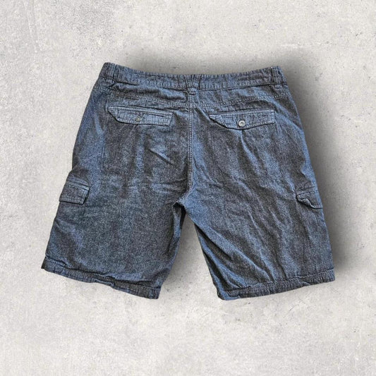 Guess Cargo Shorts - W36