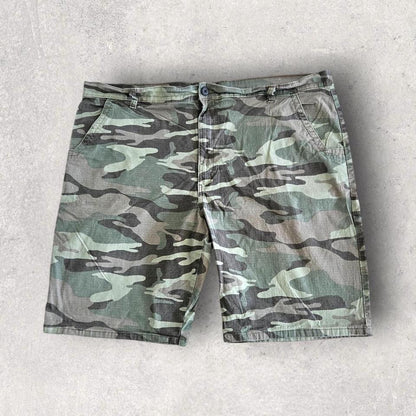 Dickies Camo Shorts בהדפס קאמופלאז