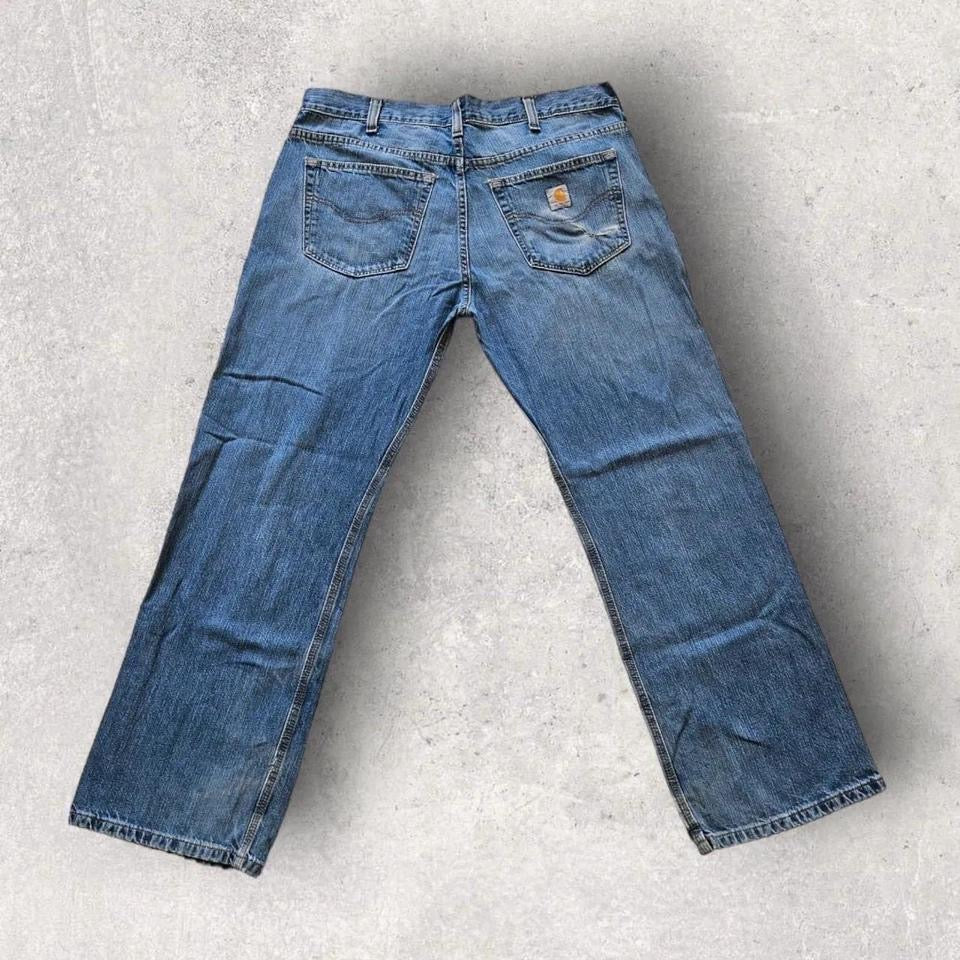Carhartt Blue Jeans 36x32 vintage denim with loose straight fit and light front fades