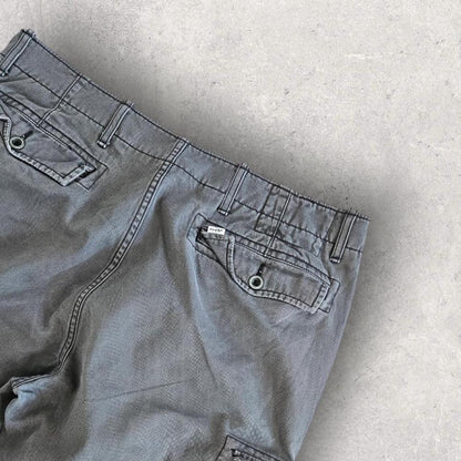 Levi's dark grey cargo shorts W34 vintage streetwear        