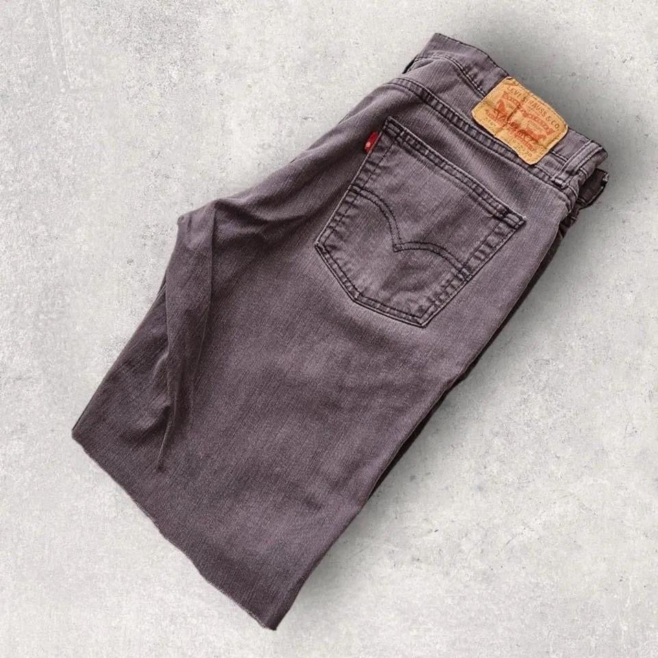Levi's 514 Purple Shorts בצבע סגול