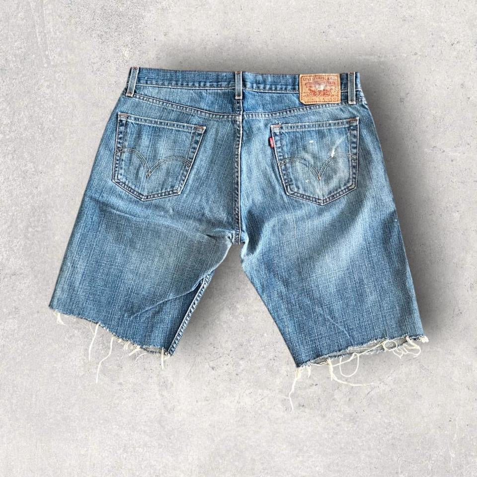 Levi’s 514 Navy Short Jeans – W36 ג’ינס קצר וינטאג’ כחול כהה