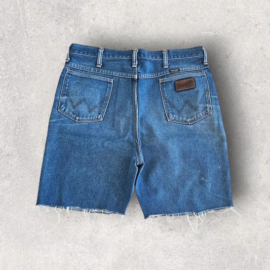 Wrangler Navy Short Jeans – W36 ג’ינס קצר נייבי וינטאג’