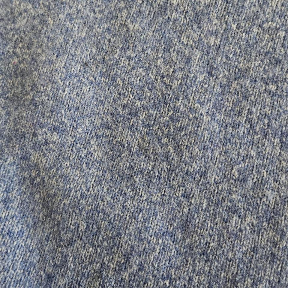 Vintage blue knit sweater, size M