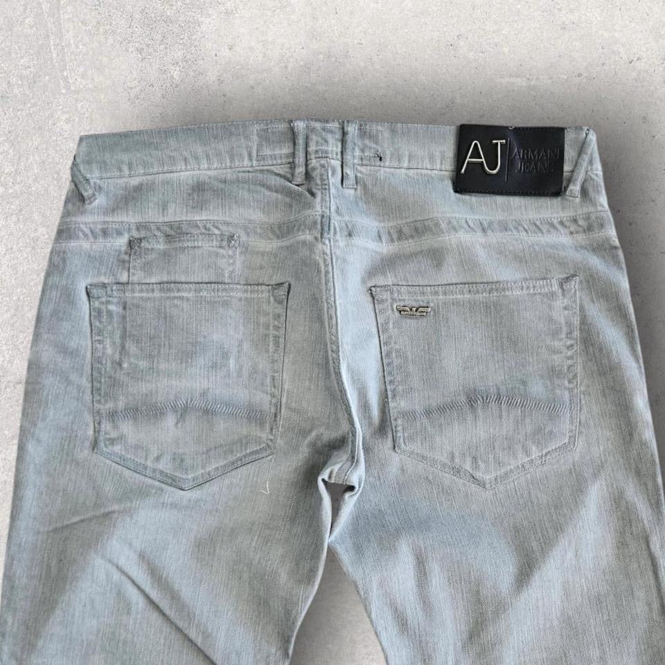 Armani grey jeans size 36 in perfect condition