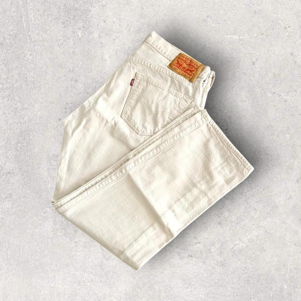 Levi’s 501 Cream Jeans – 36x32 בצבע קרם, מידה W36