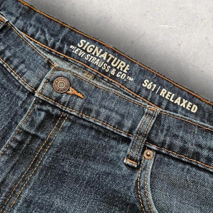 Signature Levi’s Strauss Navy Jeans – W40 בגזרת רילקס