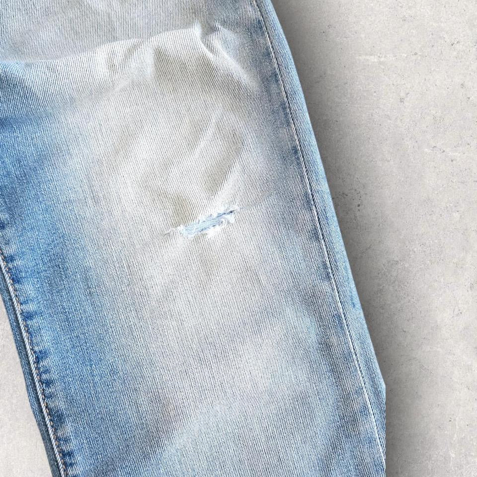 Levi’s 511 Blue Jeans – 32x32 עם דהייה וכתם קל