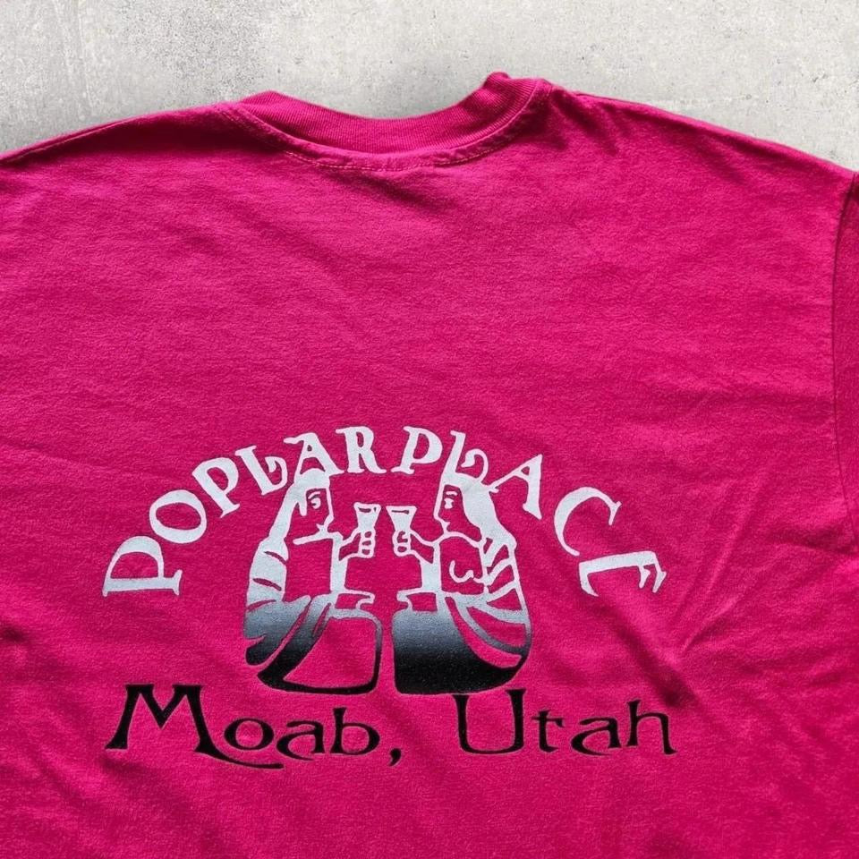 Vintage Pink Single Stitch Tee - XLarge חולצת טי וינטג׳ ורודה בתפר יחיד, מידה XL, מצב 9.5/10