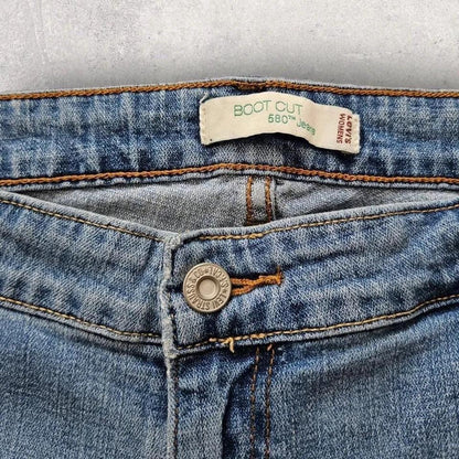 Levis 580 woman’s shorts בגזרת Boot Cut, צבע כחול