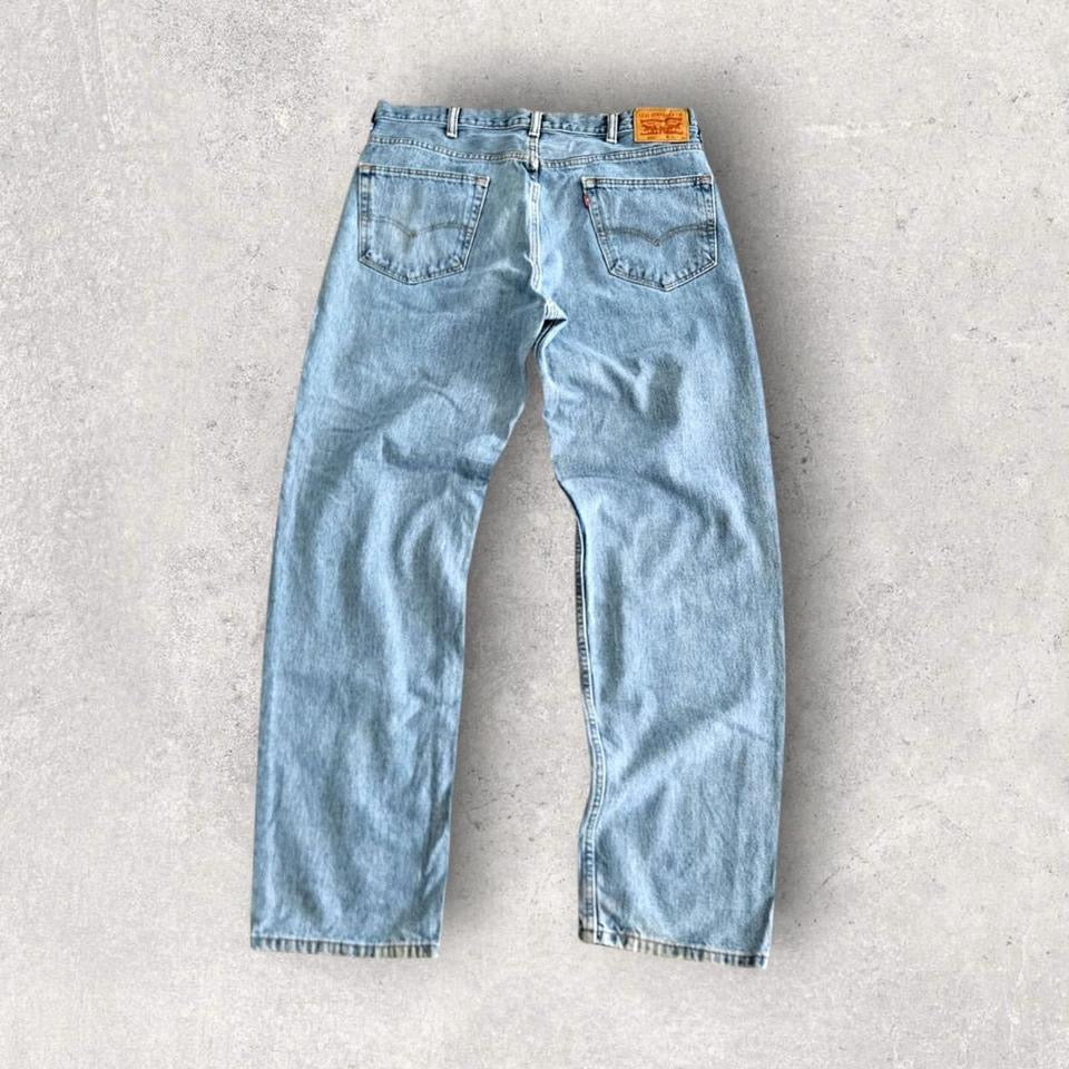 Levi’s 550 Blue Jeans - 38x36
