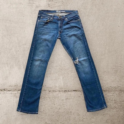 Signature Levi’s navy jeans - 32x32