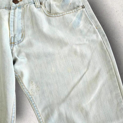 Levi’s 501 Jeans – 32 – נראה מזויף, מידה W32 L107, מצב 8/10 עם כתמים קדמיים.