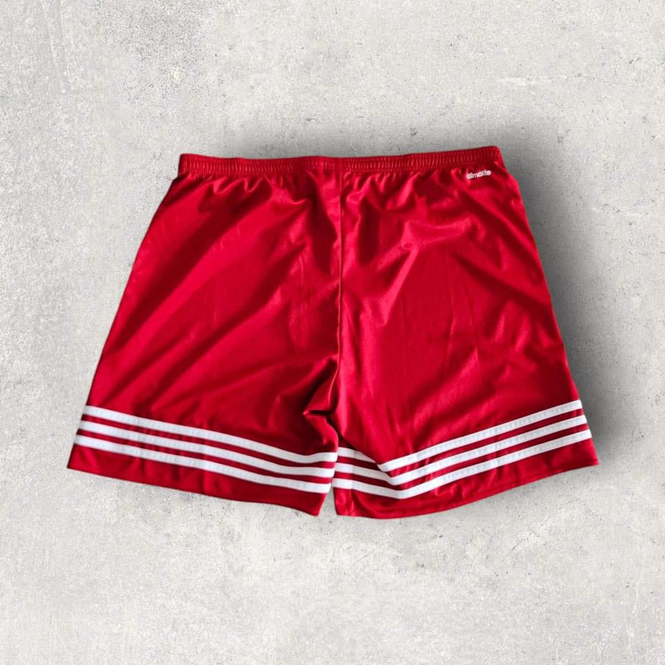 Adidas Red Sports Shorts בצבע אדום