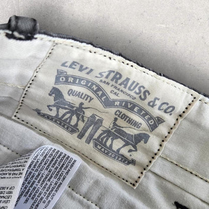 Levi’s Dark Grey Cargo Shorts W32 Vintage Utility
