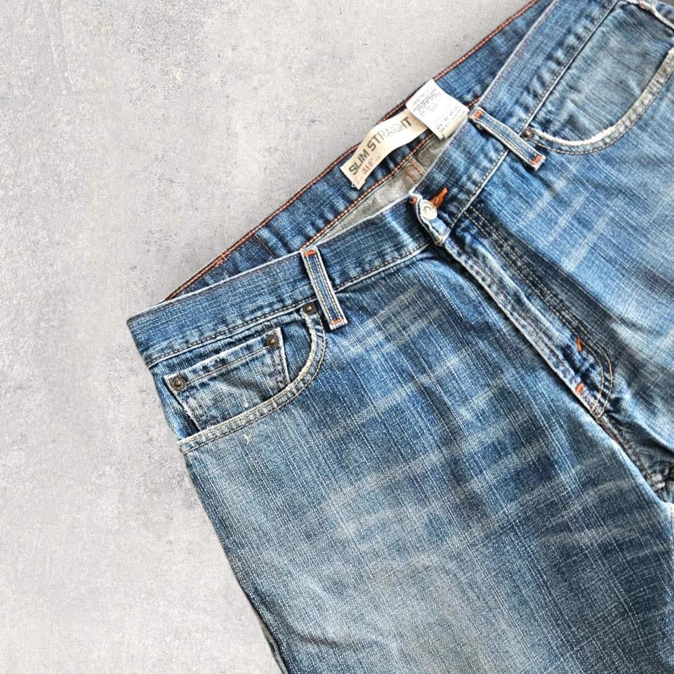 Levi’s 514 Navy Short Jeans – W36 ג’ינס קצר וינטאג’ כחול כהה