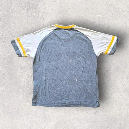 Fila Sports Logo Tee - Large חולצת פילה ספורט לוגו במידה L