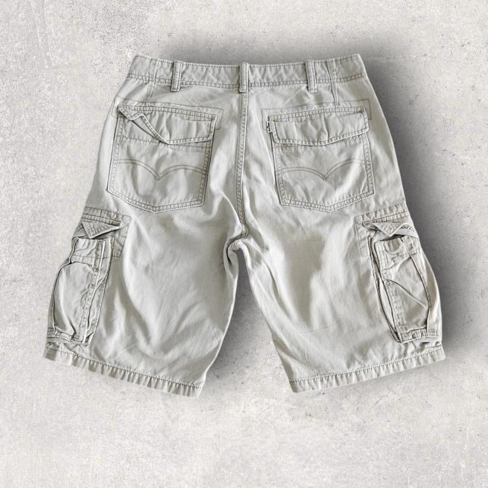 Levi's cream cargo shorts W32 vintage streetwear       