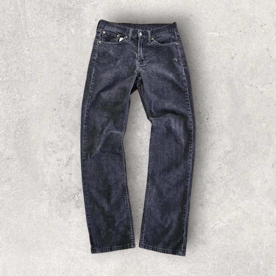 Levi’s 514 Navy Corduroy pants – 30x32 עם כתם קטן מקדימה