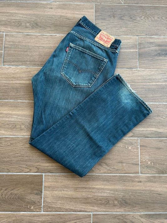 Levis navy jeans - 36x32