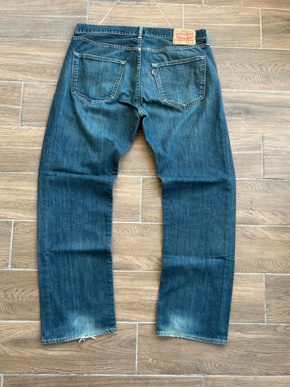 Levis navy jeans - 36x32