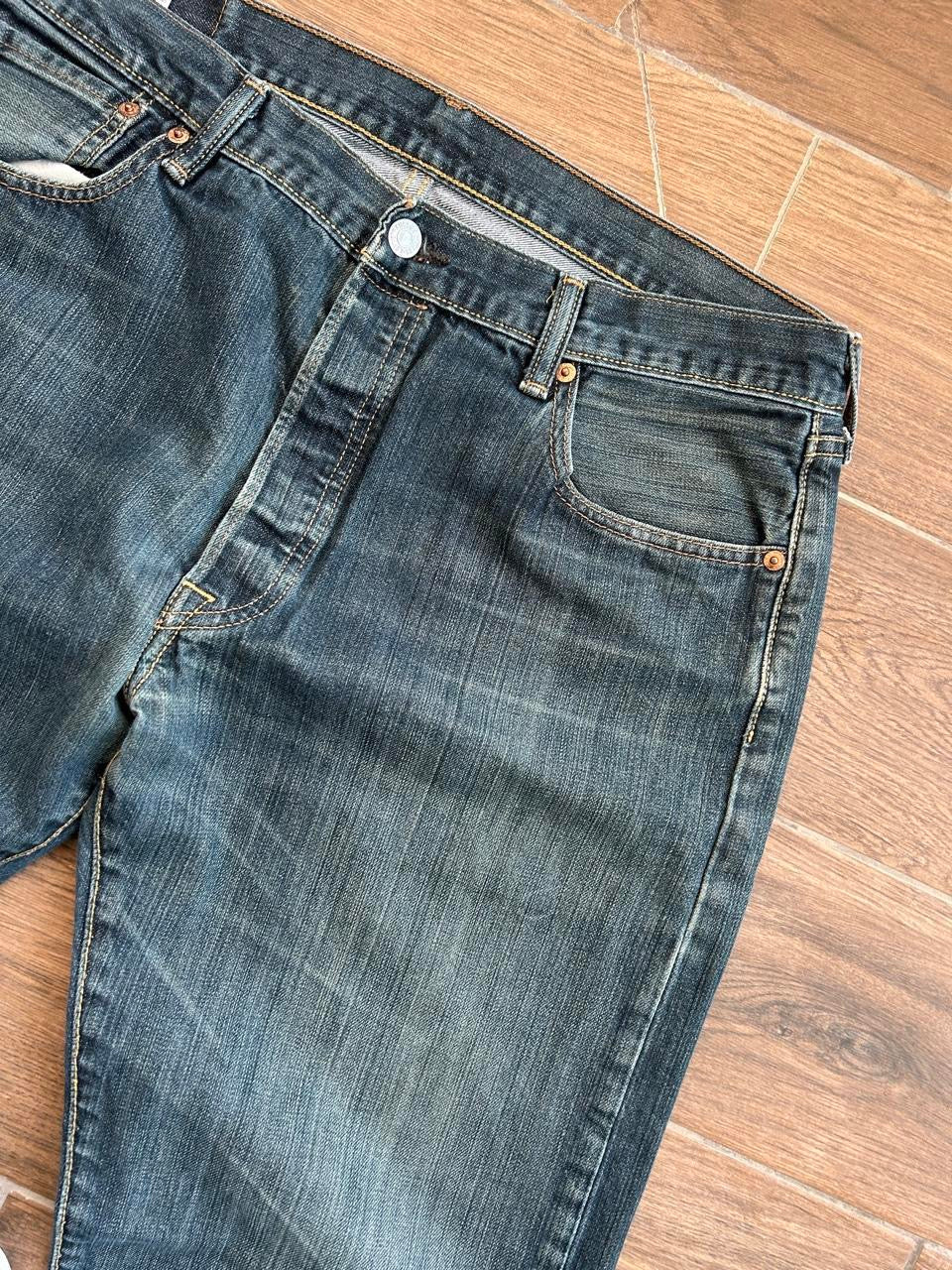 Levis navy jeans - 36x32