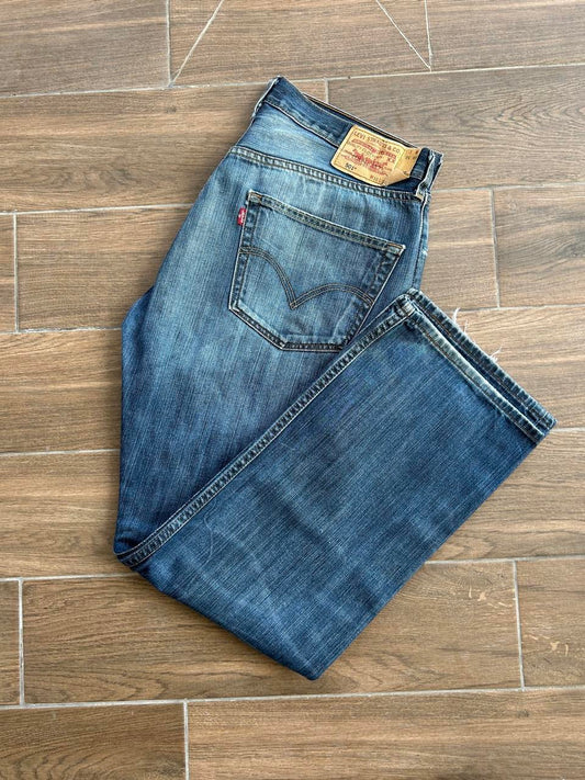 Levis 501 Navy Jeans 38x32