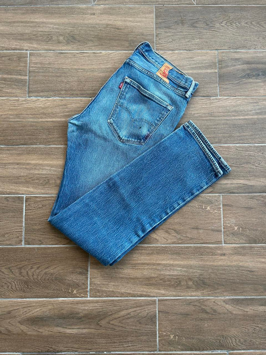 Levi’s 501 Blue Jeans