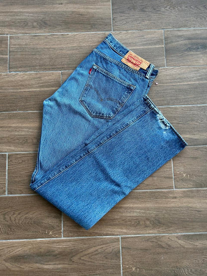 Levis 501 Blue Jeans – 36x34