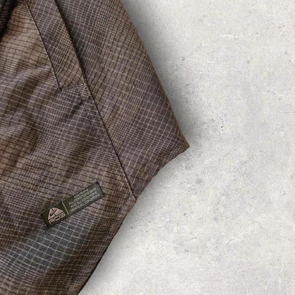 Nike ACG Jacket Shirt - XL — additional product detail