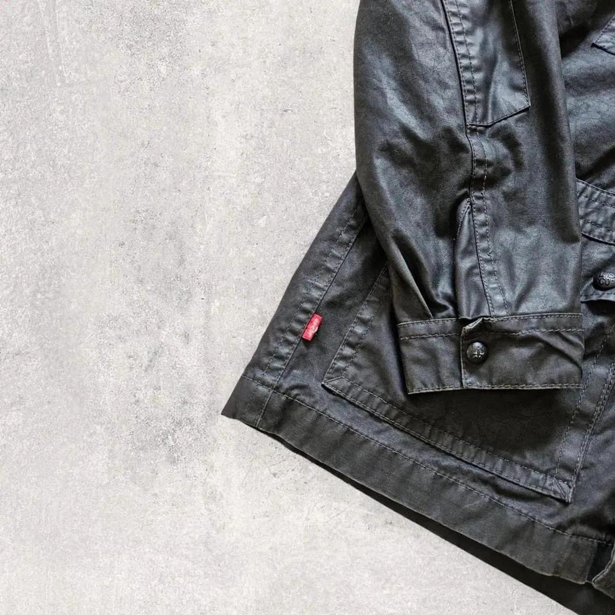 Vintage Levi's Heavy Jacket — close-up detail