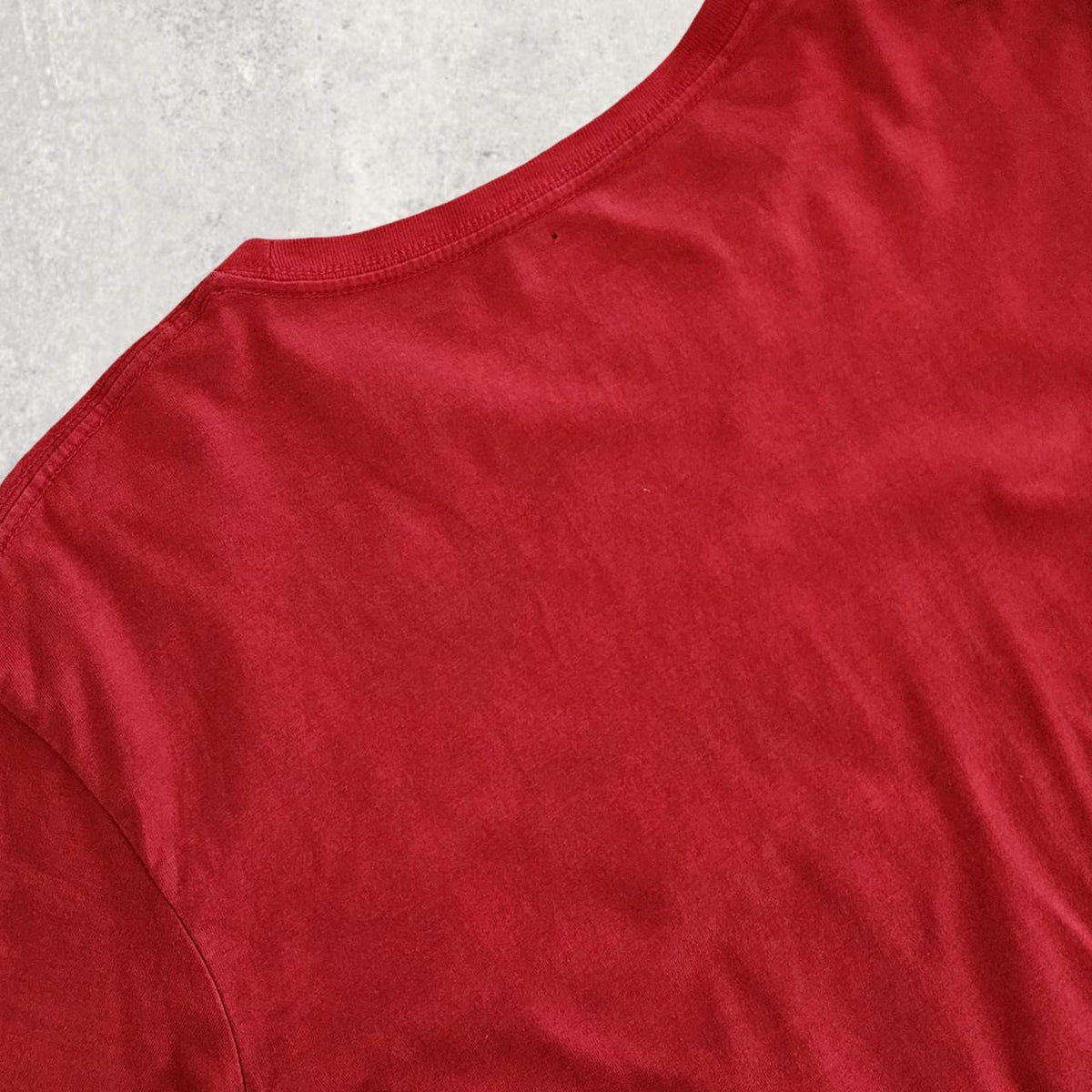 Quicksilver Red Long sleeve T-shirt — fabric and condition detail