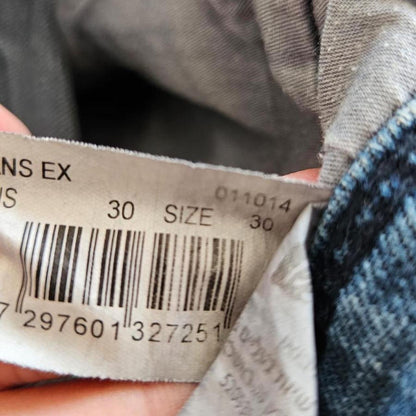 Lee cooper Blue Jeans — additional product detail